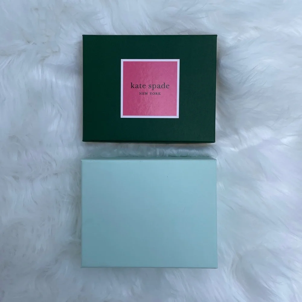 Kate Spade Box - Picture 9 of 9